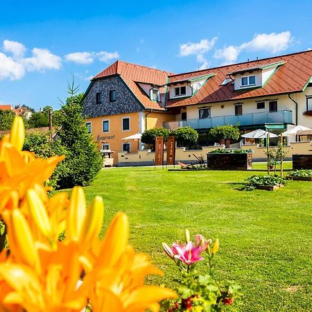 Gasthof Knappenwirt Mariahof Esterno foto