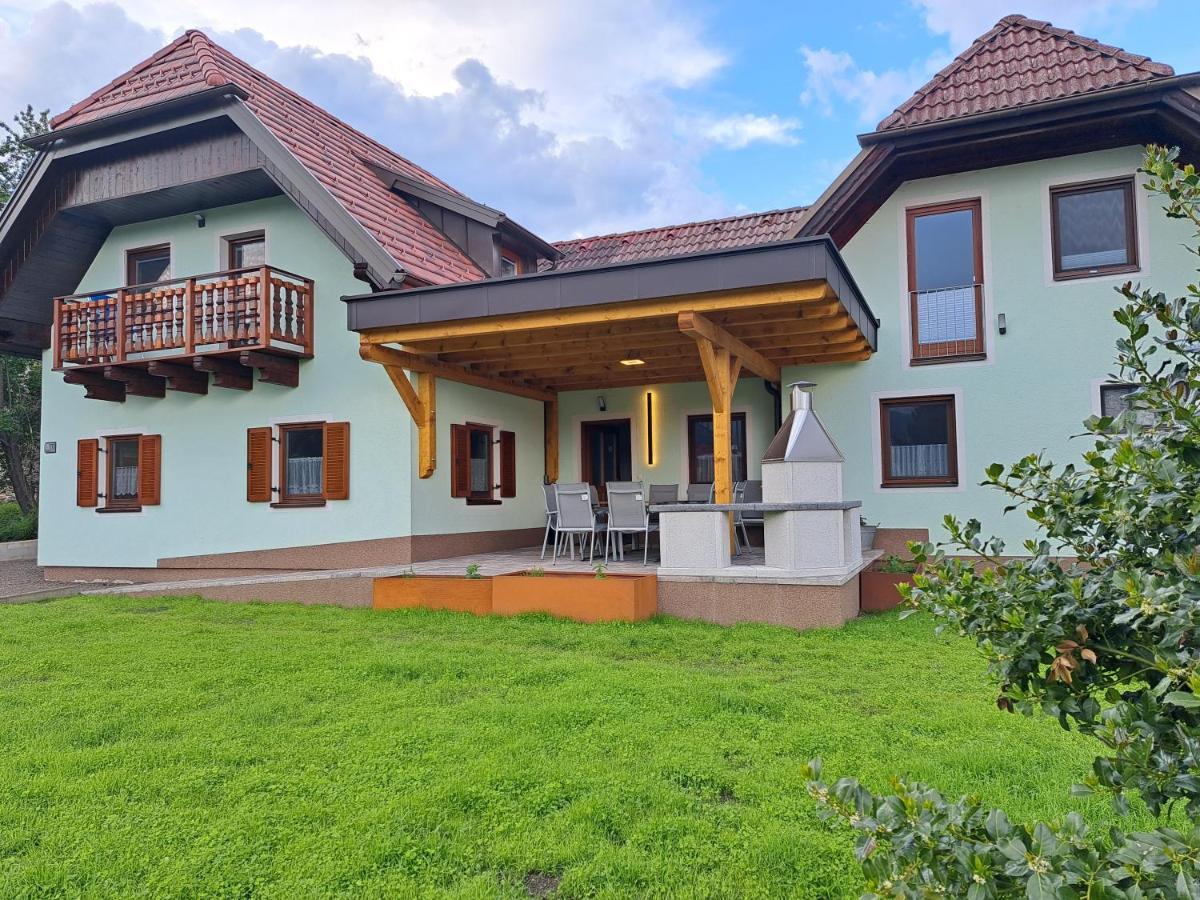 Gasthof Knappenwirt Mariahof Esterno foto